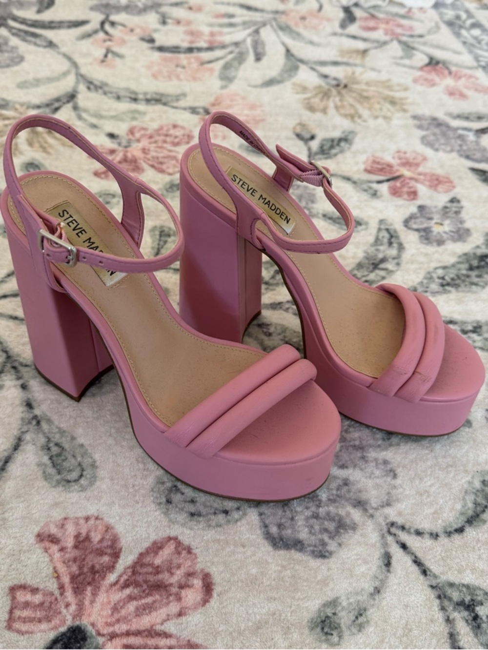 Steve Madden heels - Picture 4 of 6
